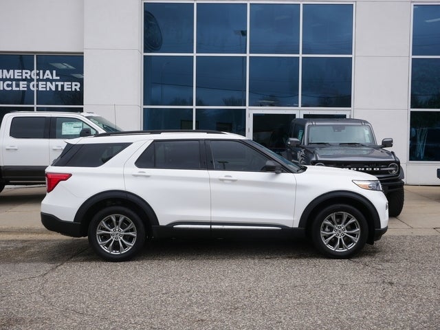 Used 2022 Ford Explorer XLT with VIN 1FMSK8DH0NGB72895 for sale in New Brighton, Minnesota